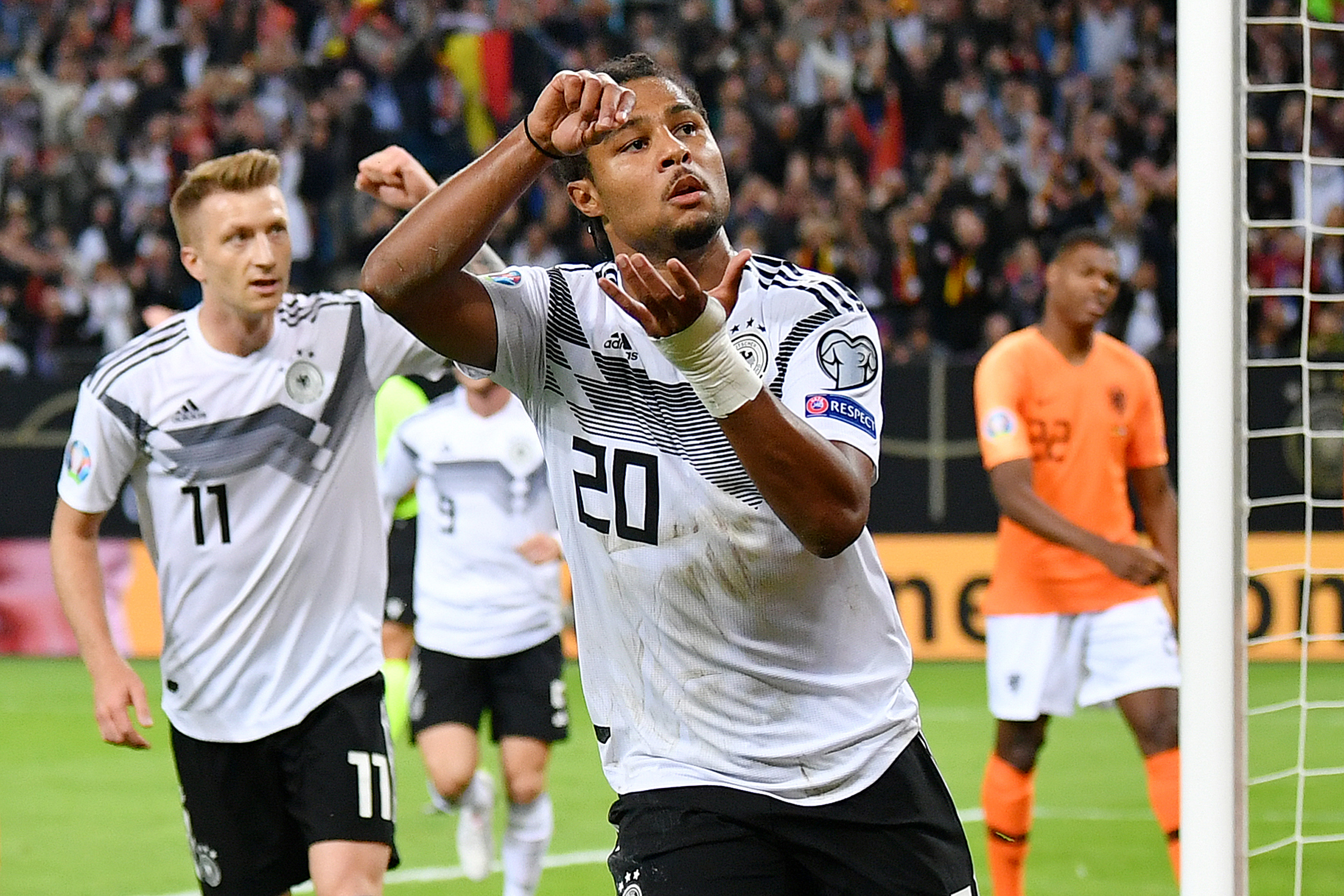 白俄罗斯队欧预赛憾负芬兰,出线希望减弱的简单介绍 白俄罗斯队欧预赛憾负芬兰,出线希望减弱的简单介绍