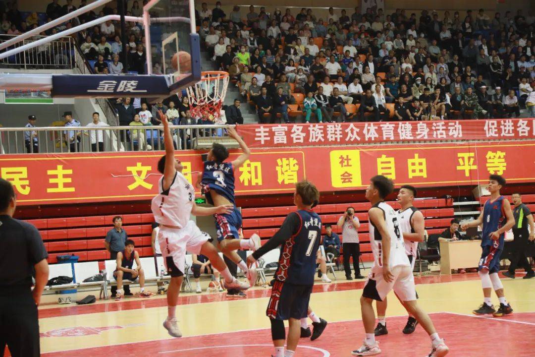 开云体育下载-宁夏队在比赛中奋勇拼搏，成功赢得胜利