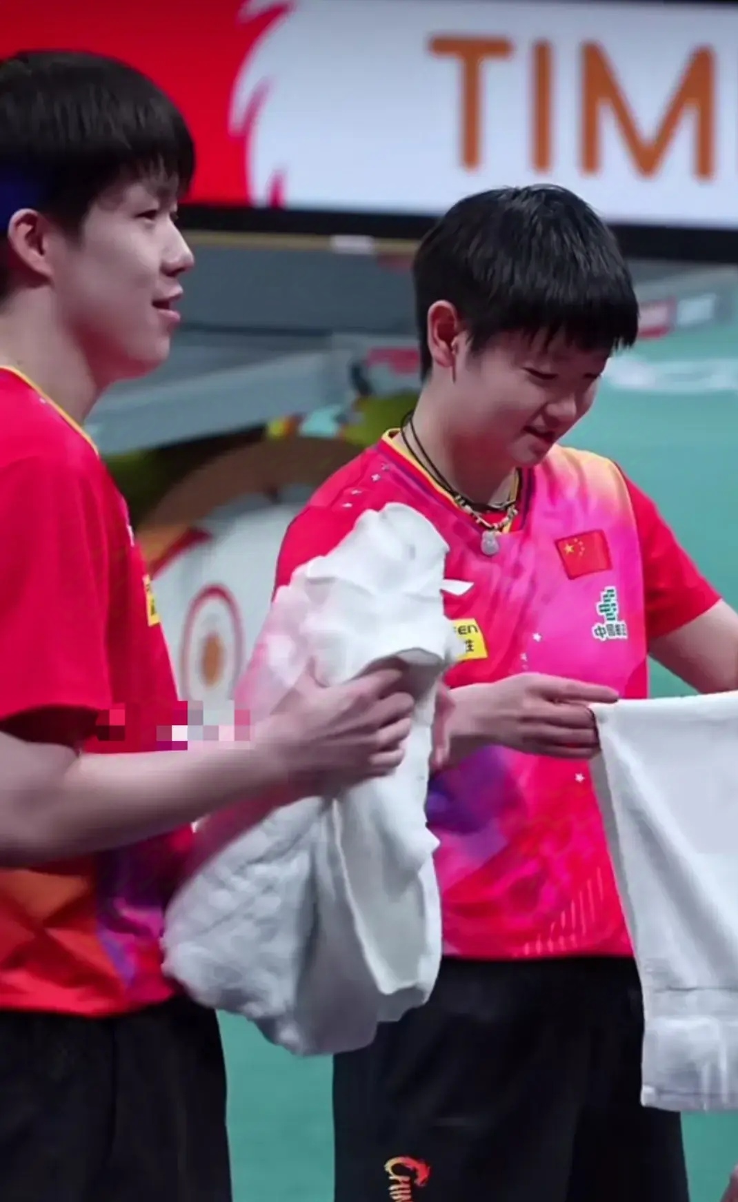 法国乒乓球队鏖战比利时乒乓球队,波尔三分雨点燃全场的简单介绍 法国乒乓球队鏖战比利时乒乓球队,波尔三分雨点燃全场的简单介绍