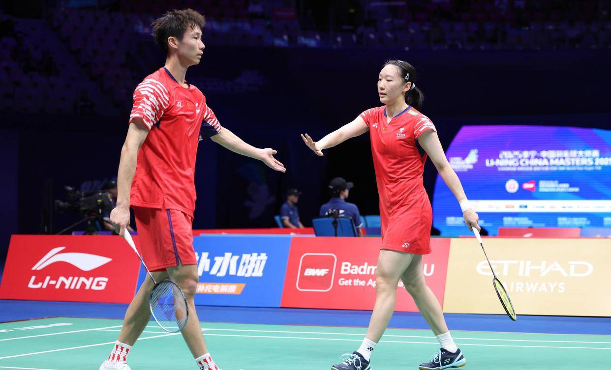 包含丹麦羽毛球队鏖战日本羽毛球队，戴资颖绝境逆转的词条