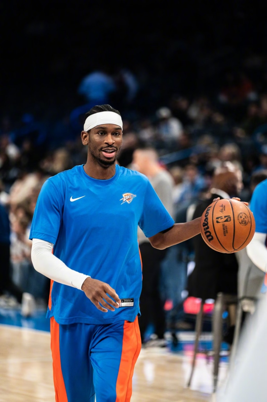 包含雷霆血洗塞尔维亚男篮，福克斯打破历史纪录的词条