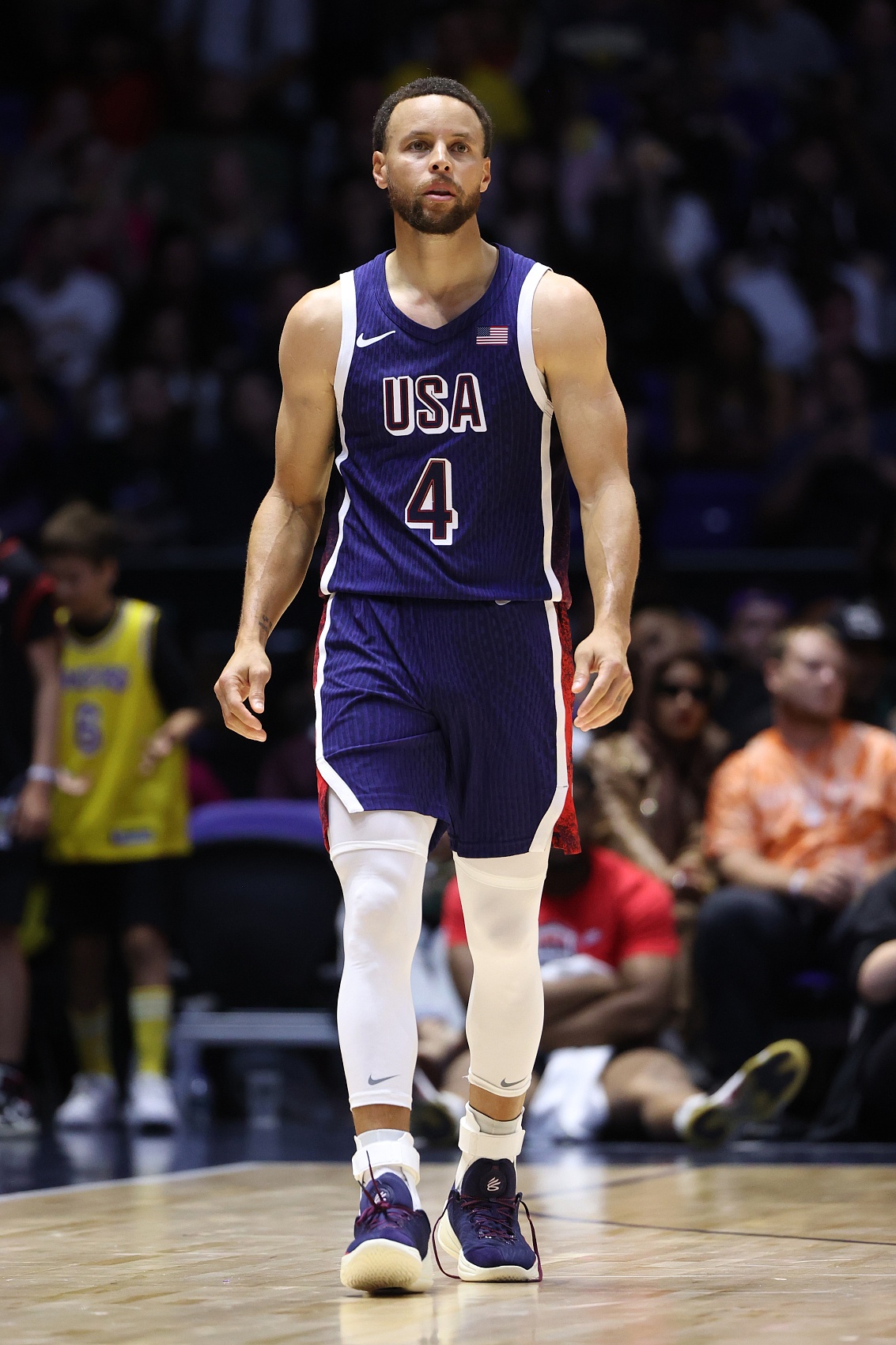 英格兰队力克中国队，奥恰洛夫状态火热