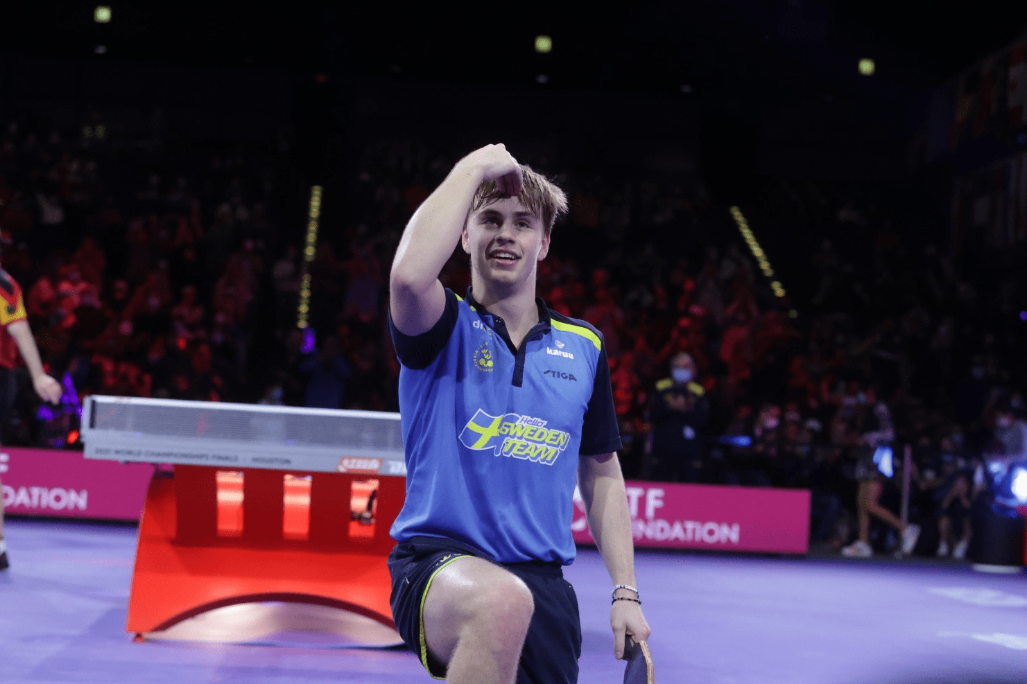 瑞典队轻取日本队，波尔点燃赛场