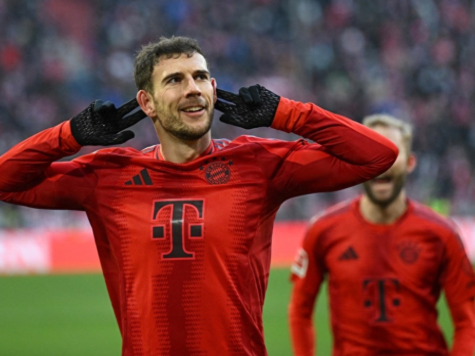 狼堡队在本土足球比赛中夺冠 狼堡队在本土足球比赛中夺冠