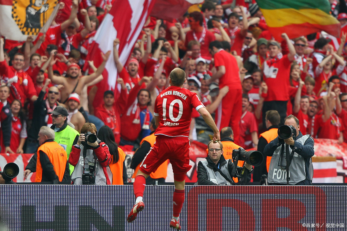 关于法兰克福中场表现高光，成为球队当之无愧核心！的信息