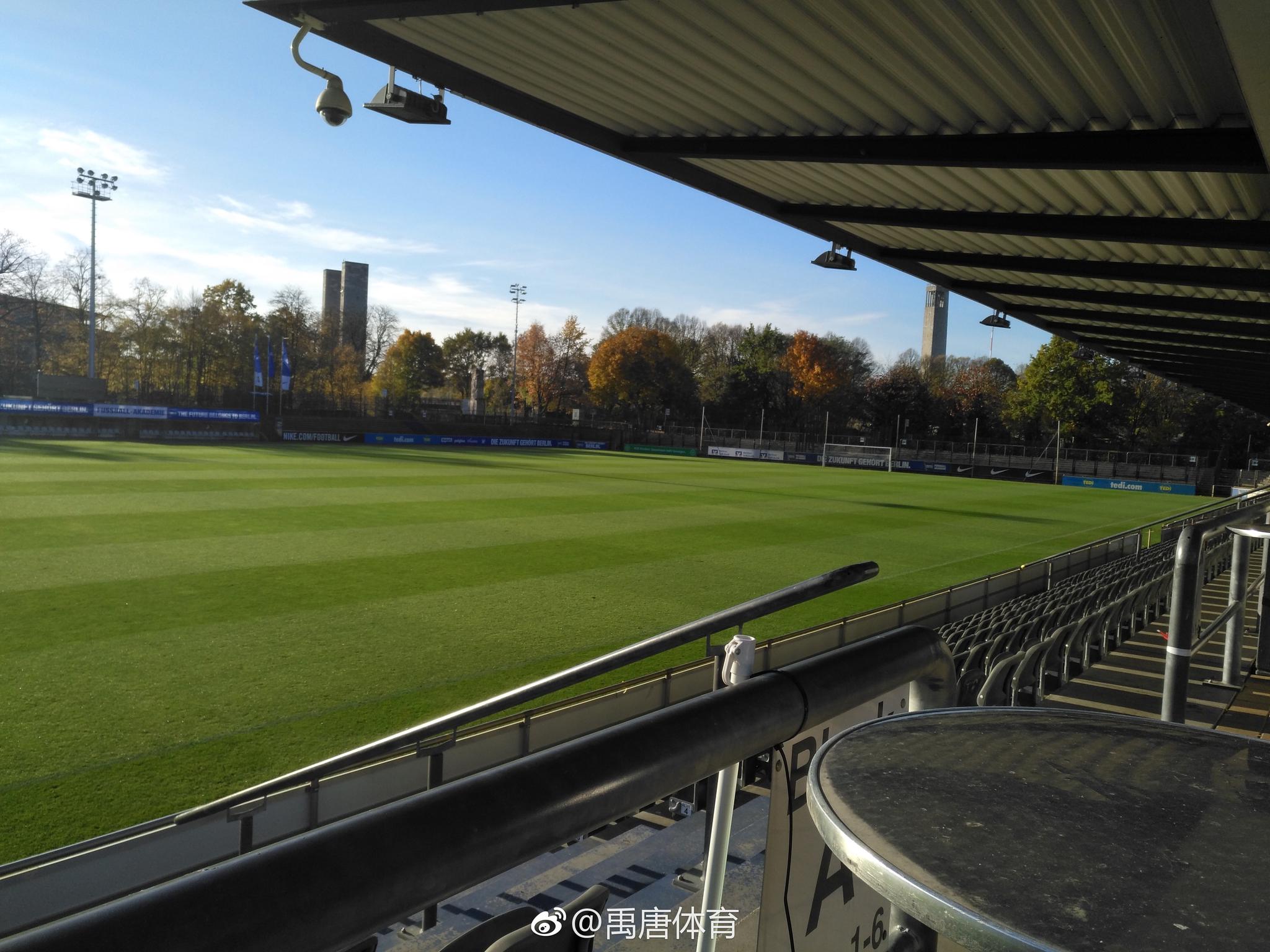 柏林赫塔青训营举办足球比赛,吸引年轻人参与的简单介绍 柏林赫塔青训营举办足球比赛,吸引年轻人参与的简单介绍