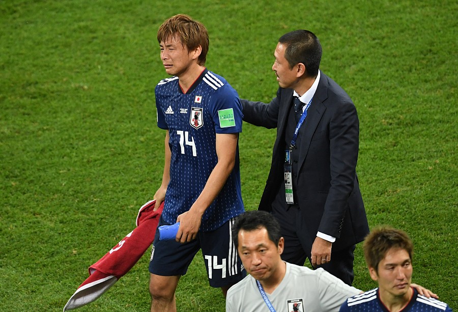 埃瓦尔努力防守,贝蒂斯难抵进攻 埃瓦尔努力防守,贝蒂斯难抵进攻