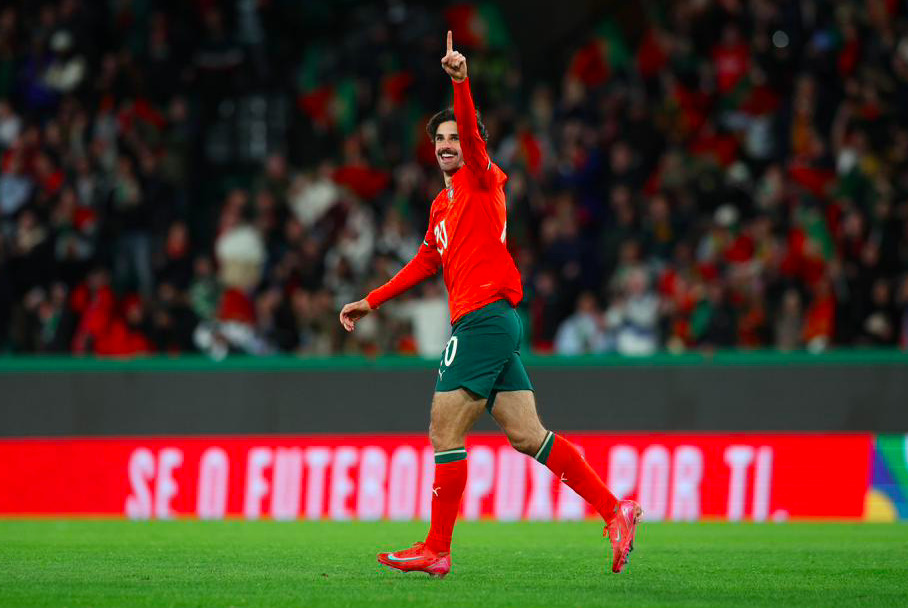 包含摩纳哥主场大胜,稳固争冠地位的词条 包含摩纳哥主场大胜,稳固争冠地位的词条