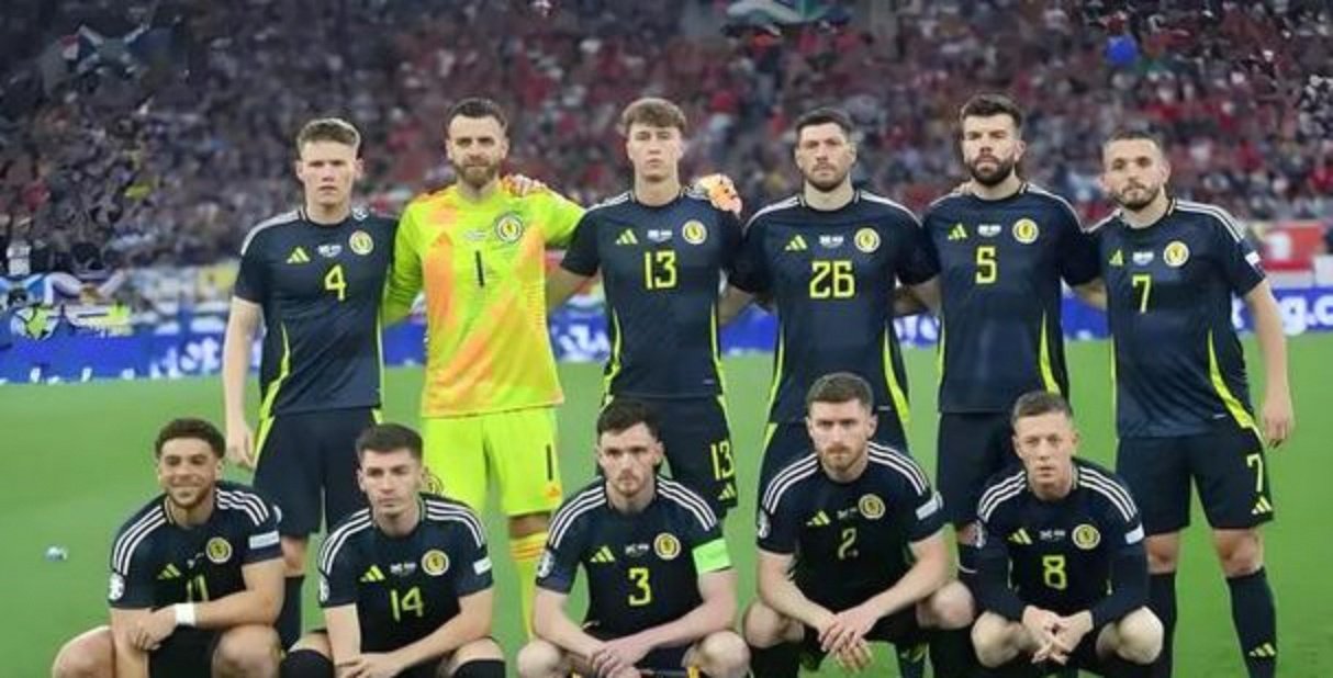 匈牙利在欧预赛中不敌波兰队 匈牙利在欧预赛中不敌波兰队