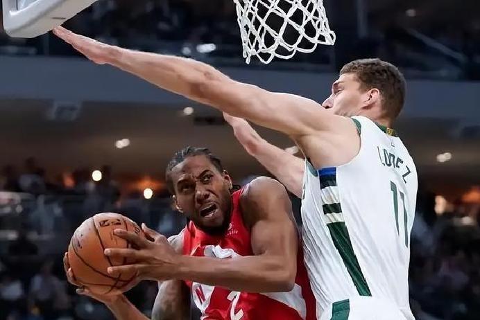 包含猛龙主场凯旋,伦纳德带领全队逆转击败对手的词条 包含猛龙主场凯旋,伦纳德带领全队逆转击败对手的词条