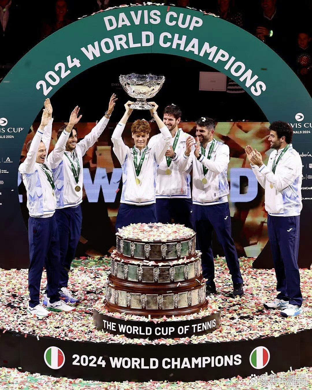 年终总决赛翻盘戴维斯杯，阿尔卡拉斯点燃赛场的简单介绍