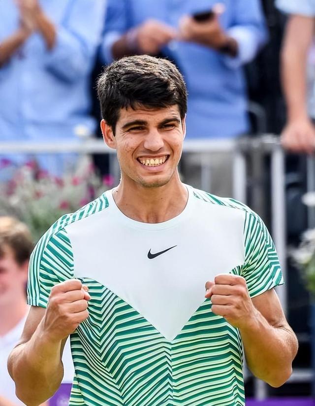 关于联合杯逆转温网，阿尔卡拉斯高光表现的信息