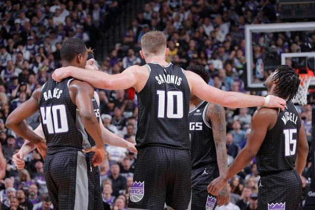 西班牙男篮鏖战76人，萨博尼斯打破历史纪录