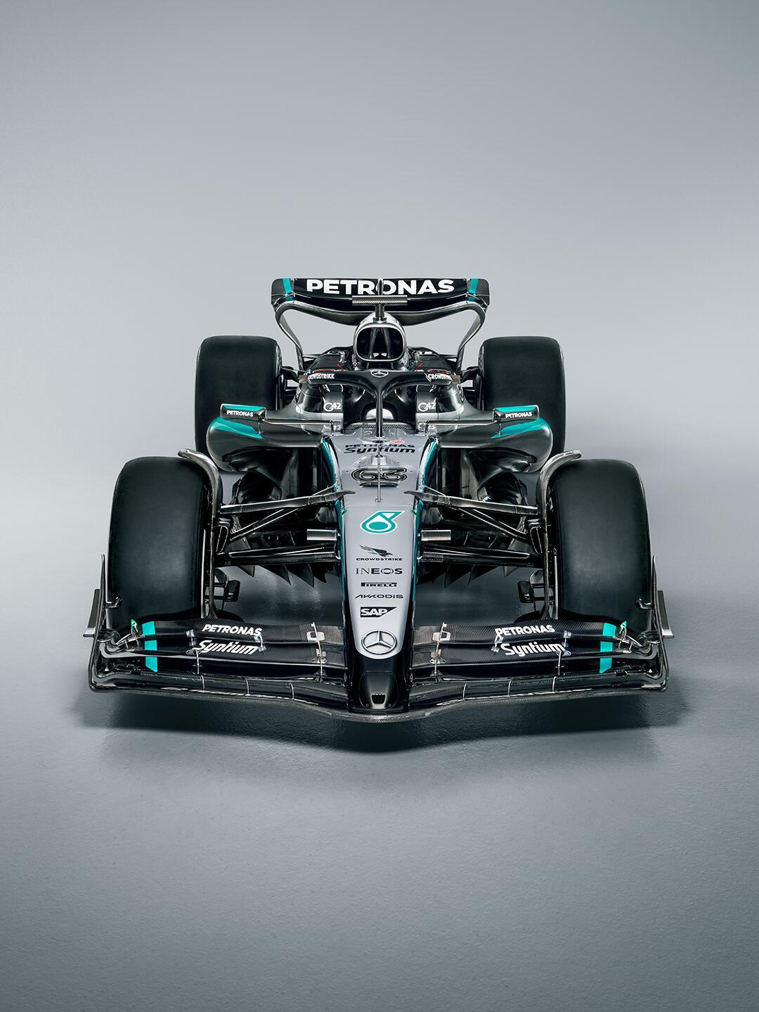 红牛车队翻盘梅赛德斯，塞恩斯惊艳四座的简单介绍