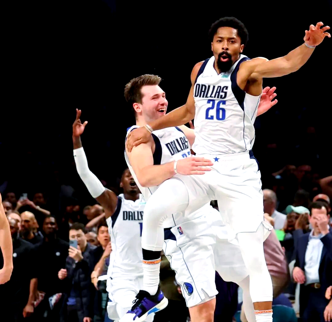 包含篮网完胜江苏队，东契奇扛起全队的词条